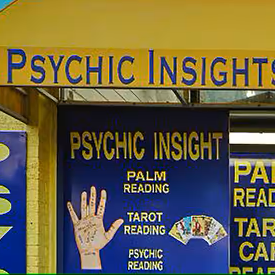 fake psychic (2)